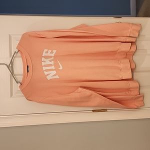 Womans Nike sweatshirt